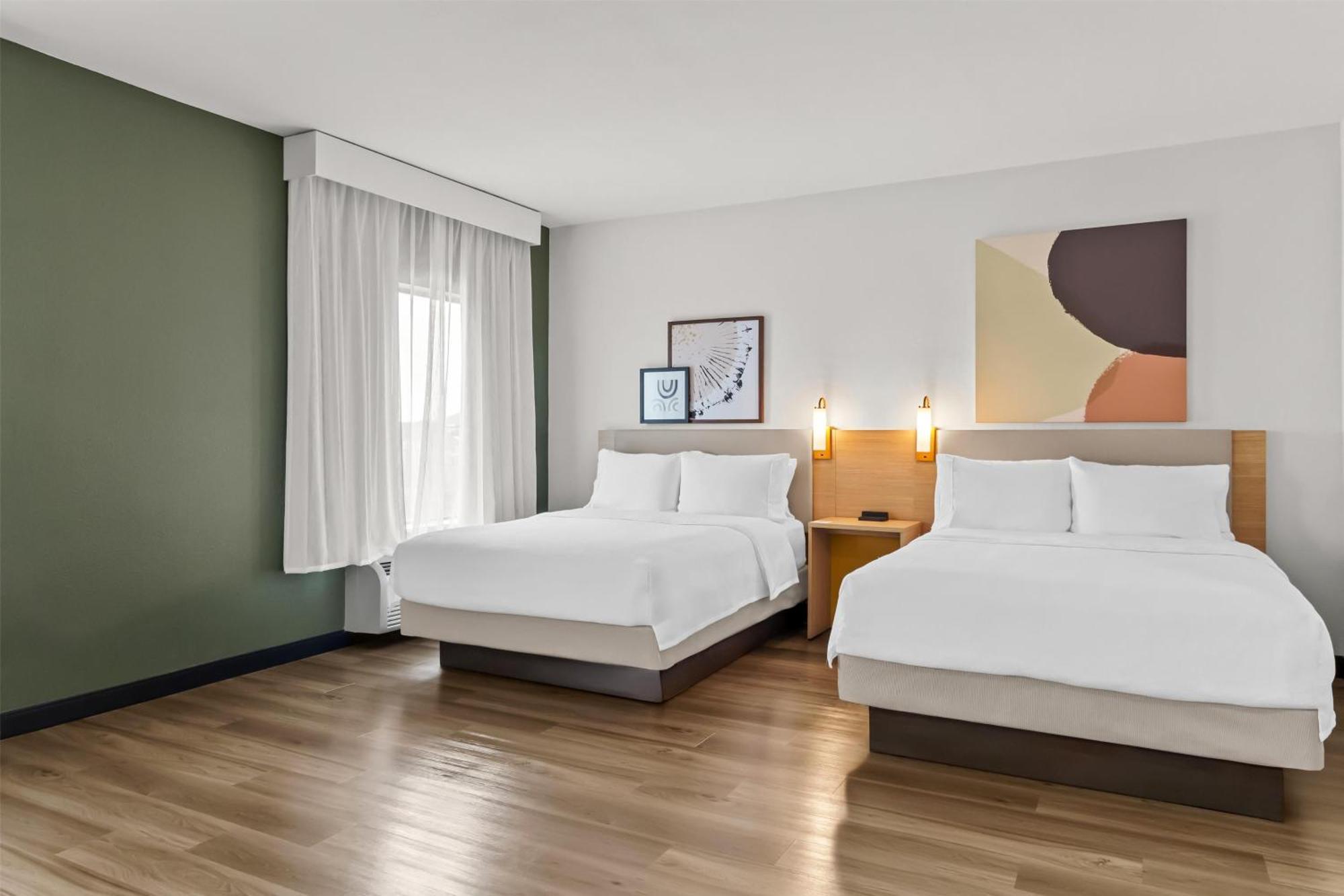 Queen Room Two Queen Beds