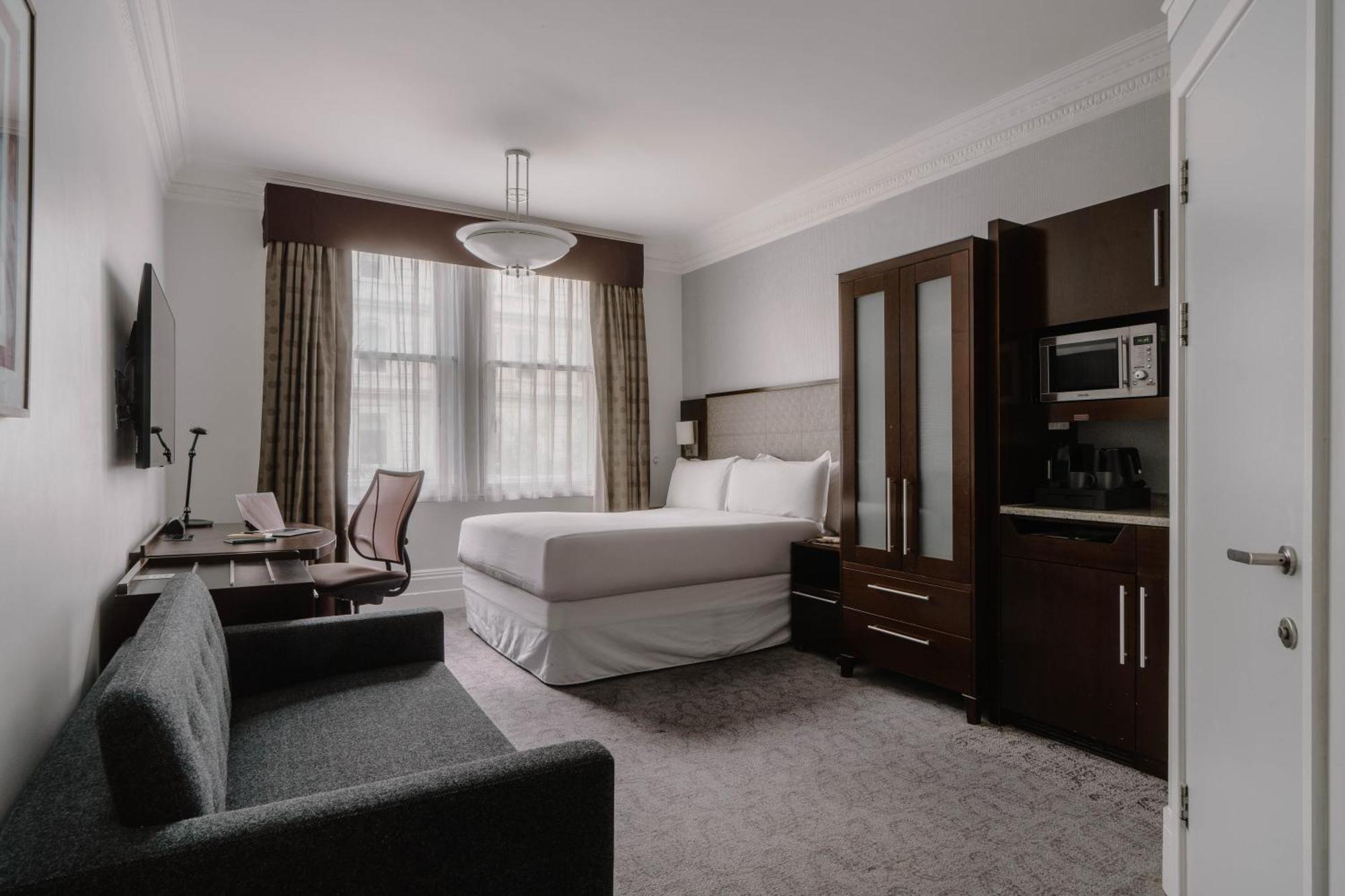 Superior Queen Room