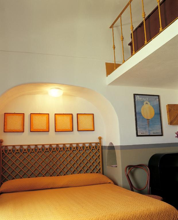 Deluxe Triple Room with Sea View