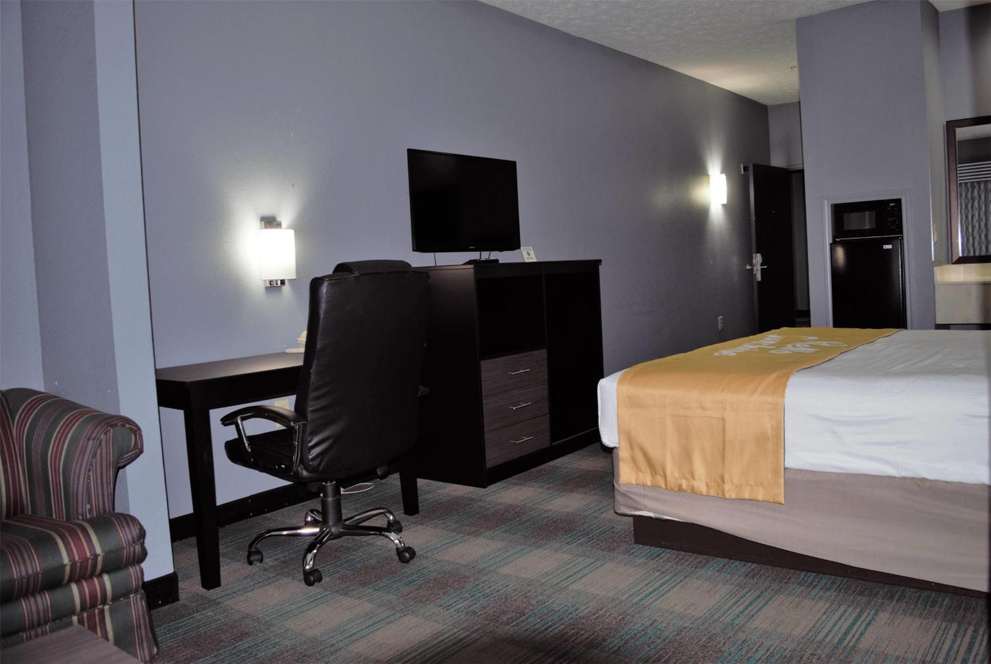 Deluxe King Suite,1279079902:JPEG