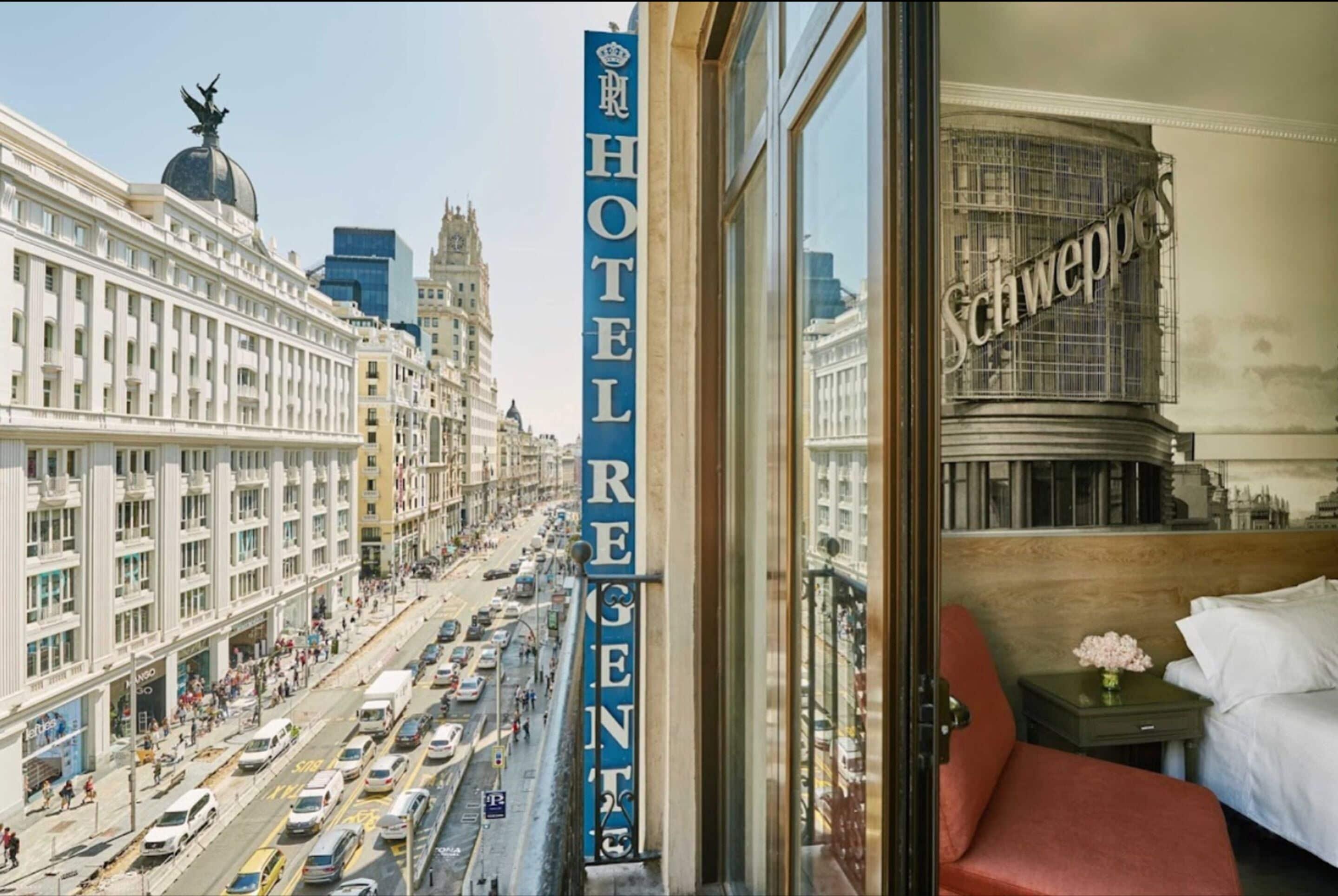 Triple Room with City View