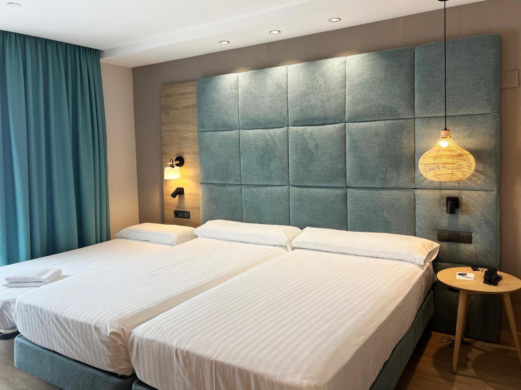 Superior Double or Twin Room,1716986134:JPEG