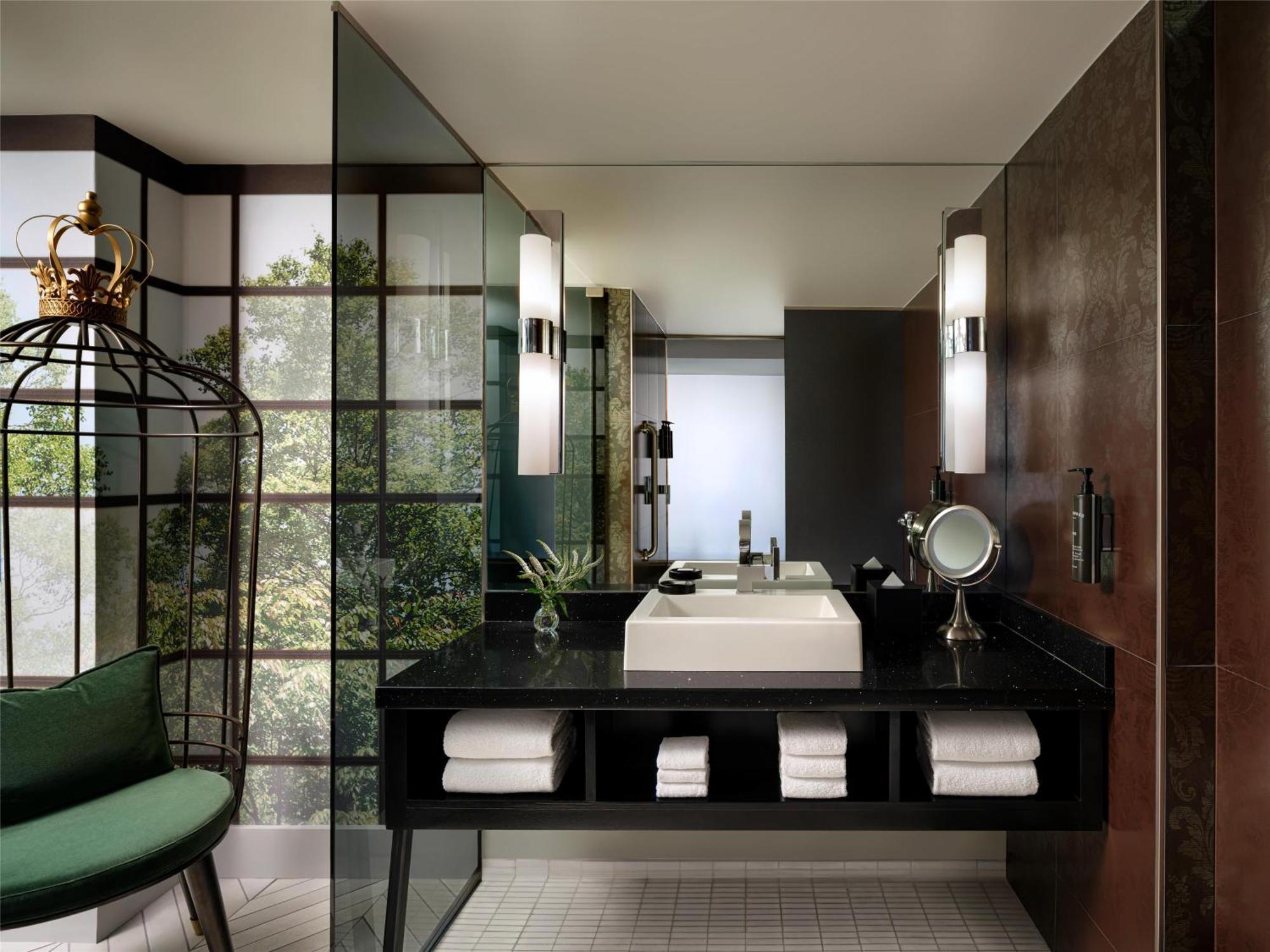 Midtown View Suite
