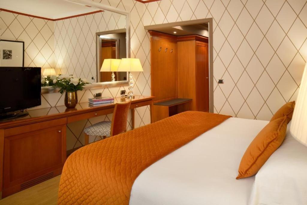 Quarto Superior com Cama de Casal ou 2 de Solteiro