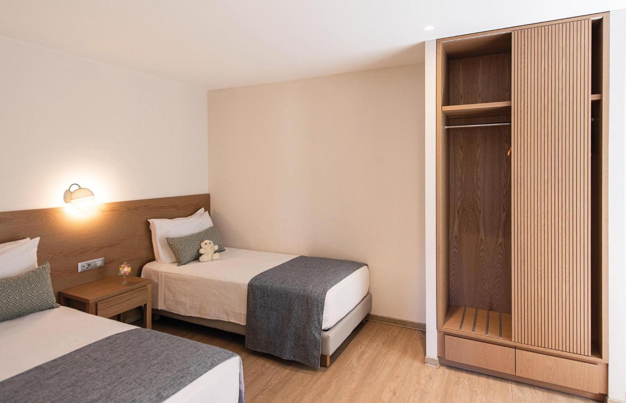 Suite Deluxe Panorama con Vista Piscina