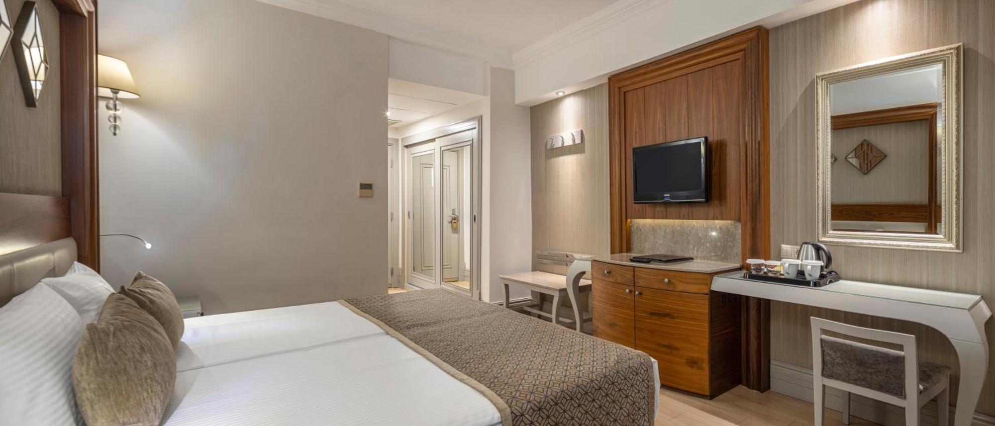 Double or Twin Room with Garden View