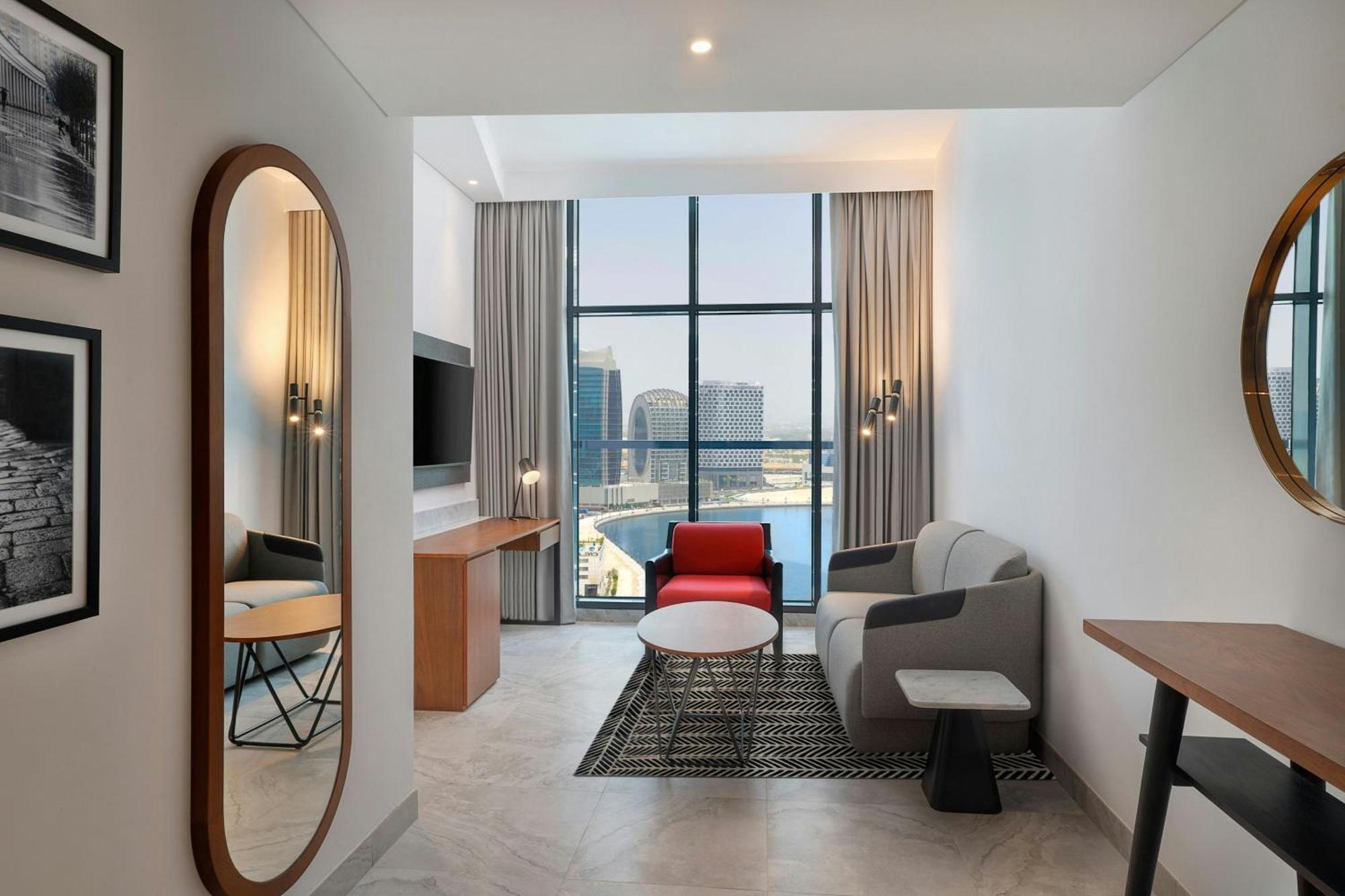 One-Bedroom Executive King Suite Balcony