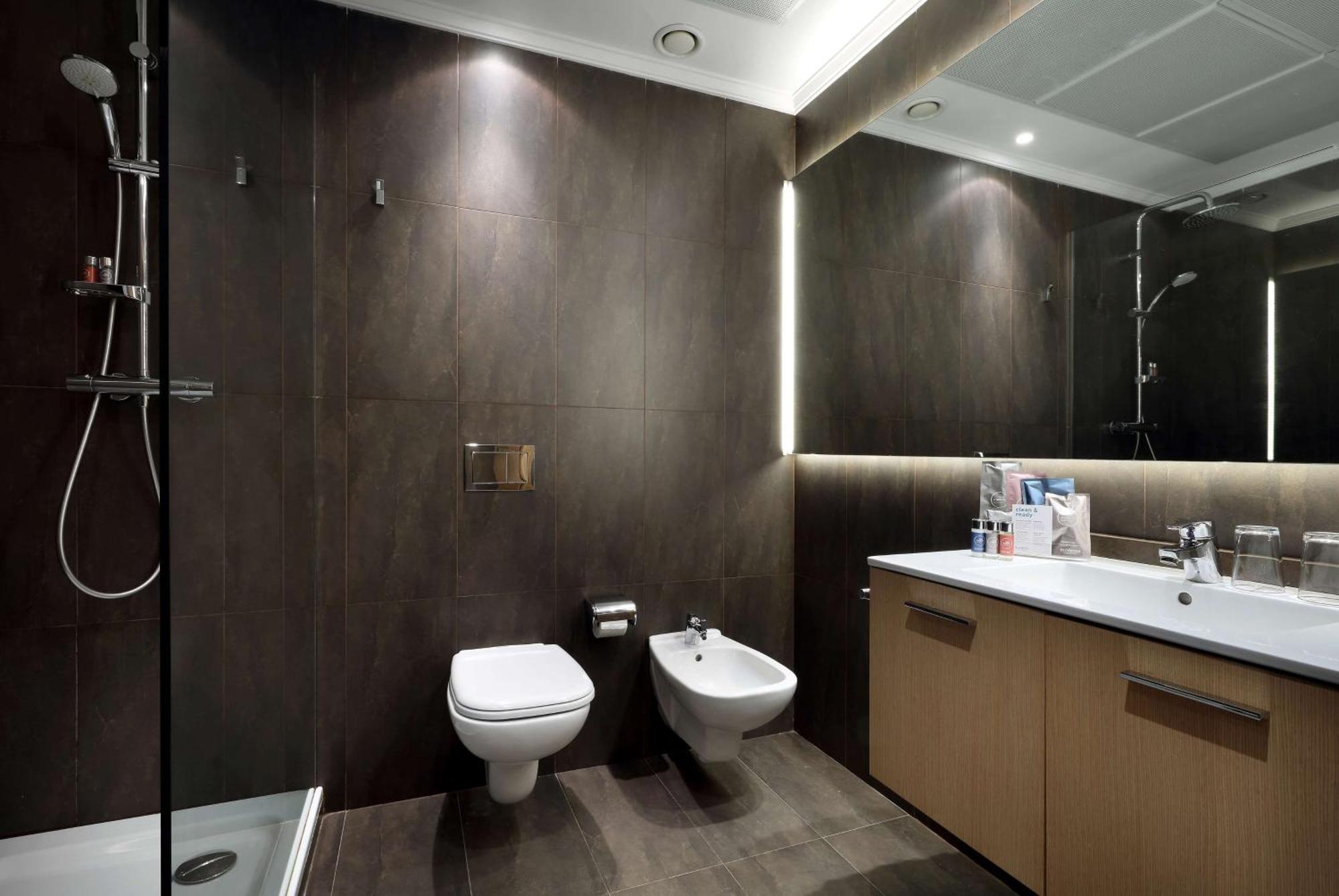 Superior King Room,1746910909:JPEG