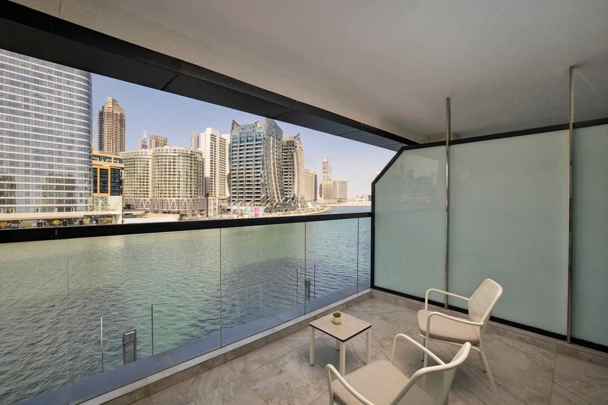 Premier King Room Balcony