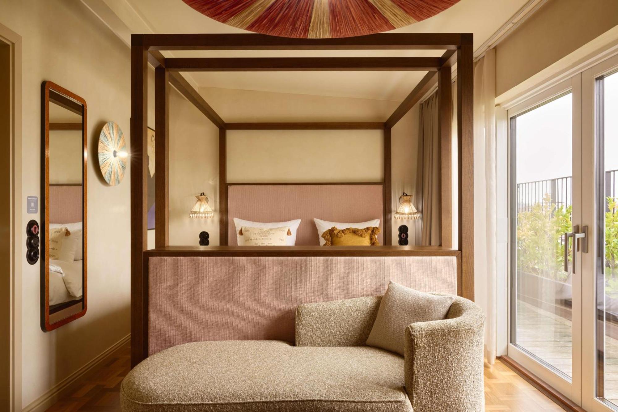Deluxe Balcony Room