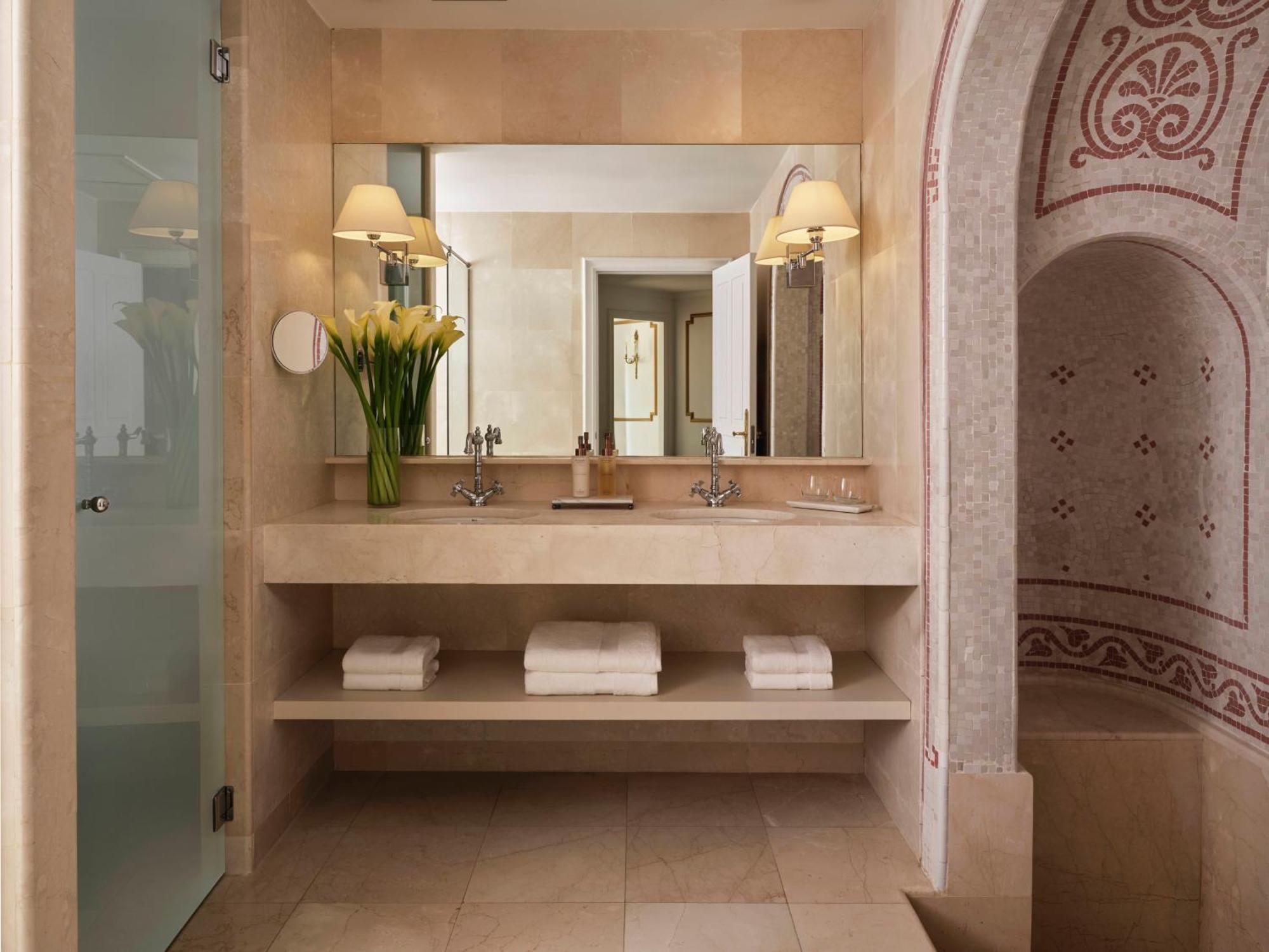 Suite Classic Art mit 1 Schlafzimmer