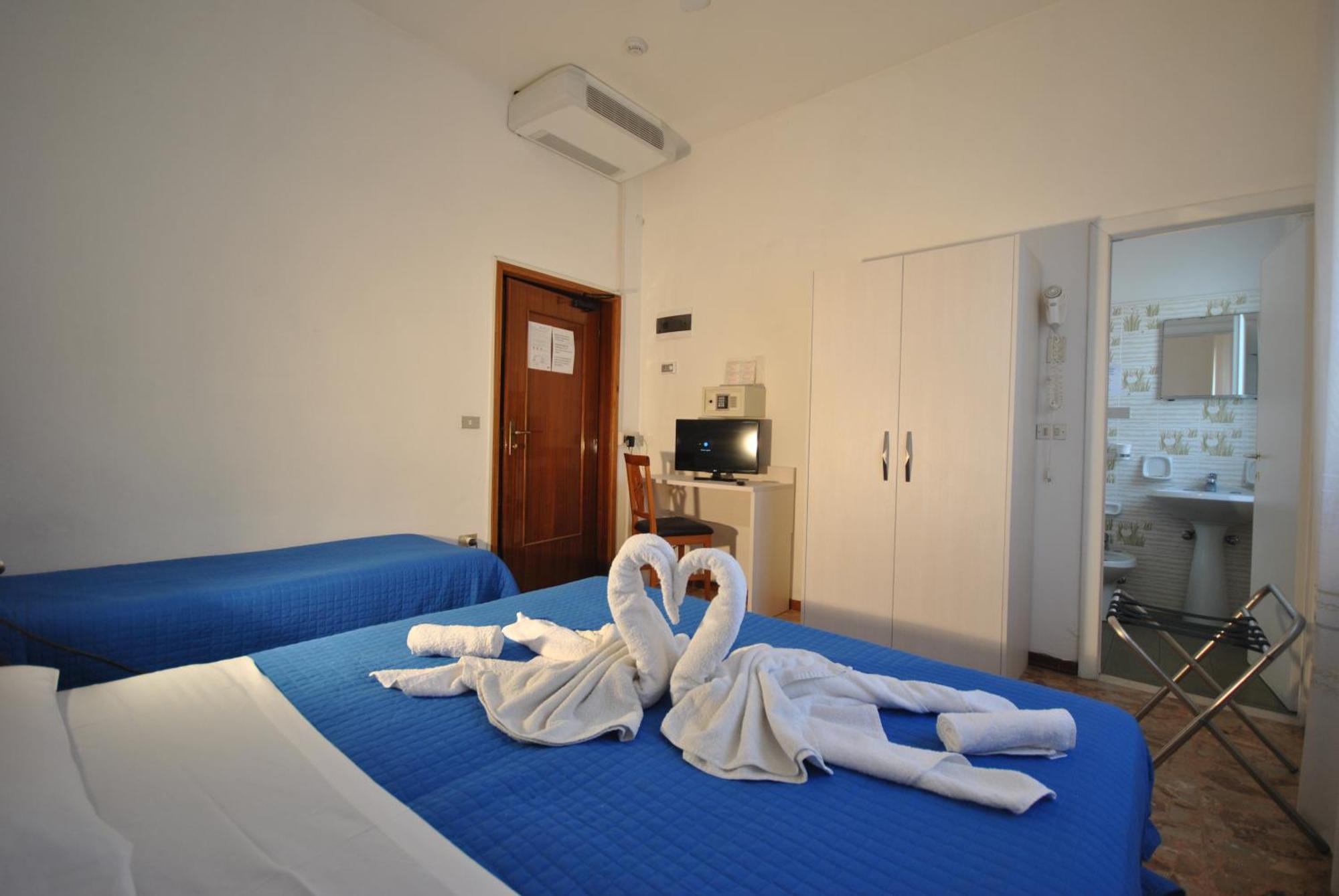 Doppel-/Zweibettzimmer - Nebengebäude