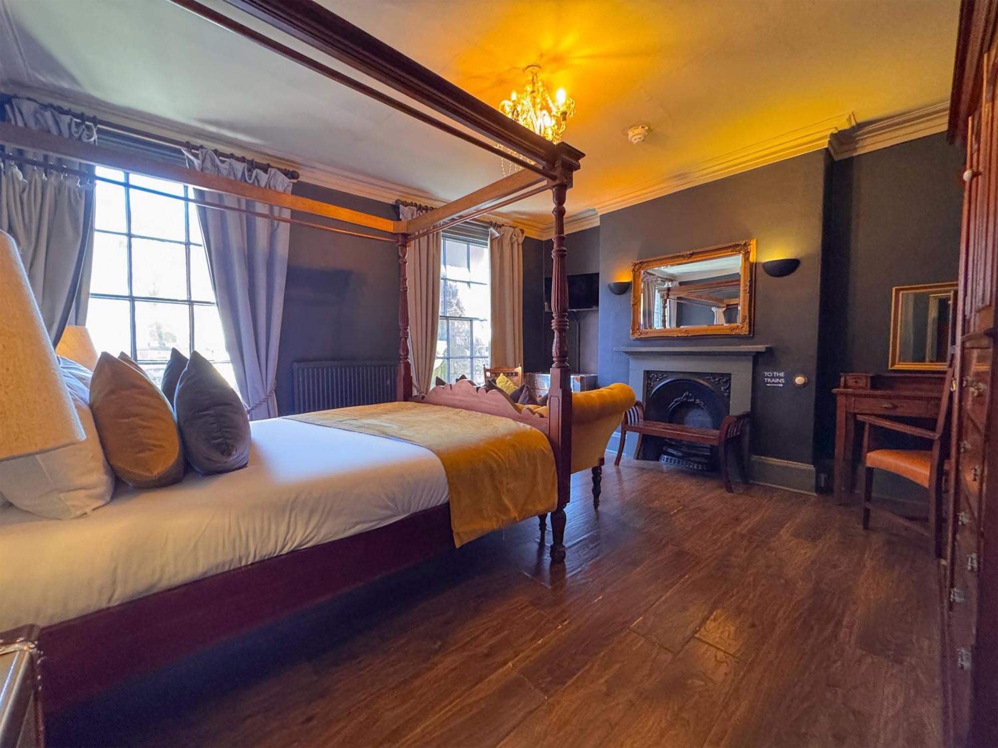 Four Poster Double Room,1766134001:JPEG