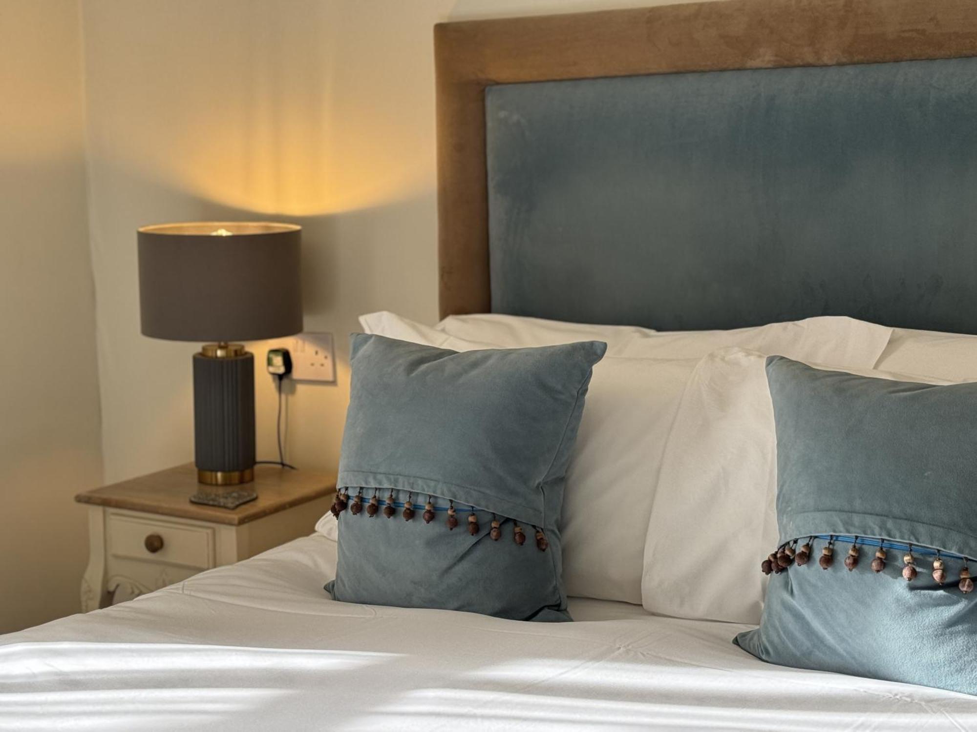 Deluxe Double Room Bath