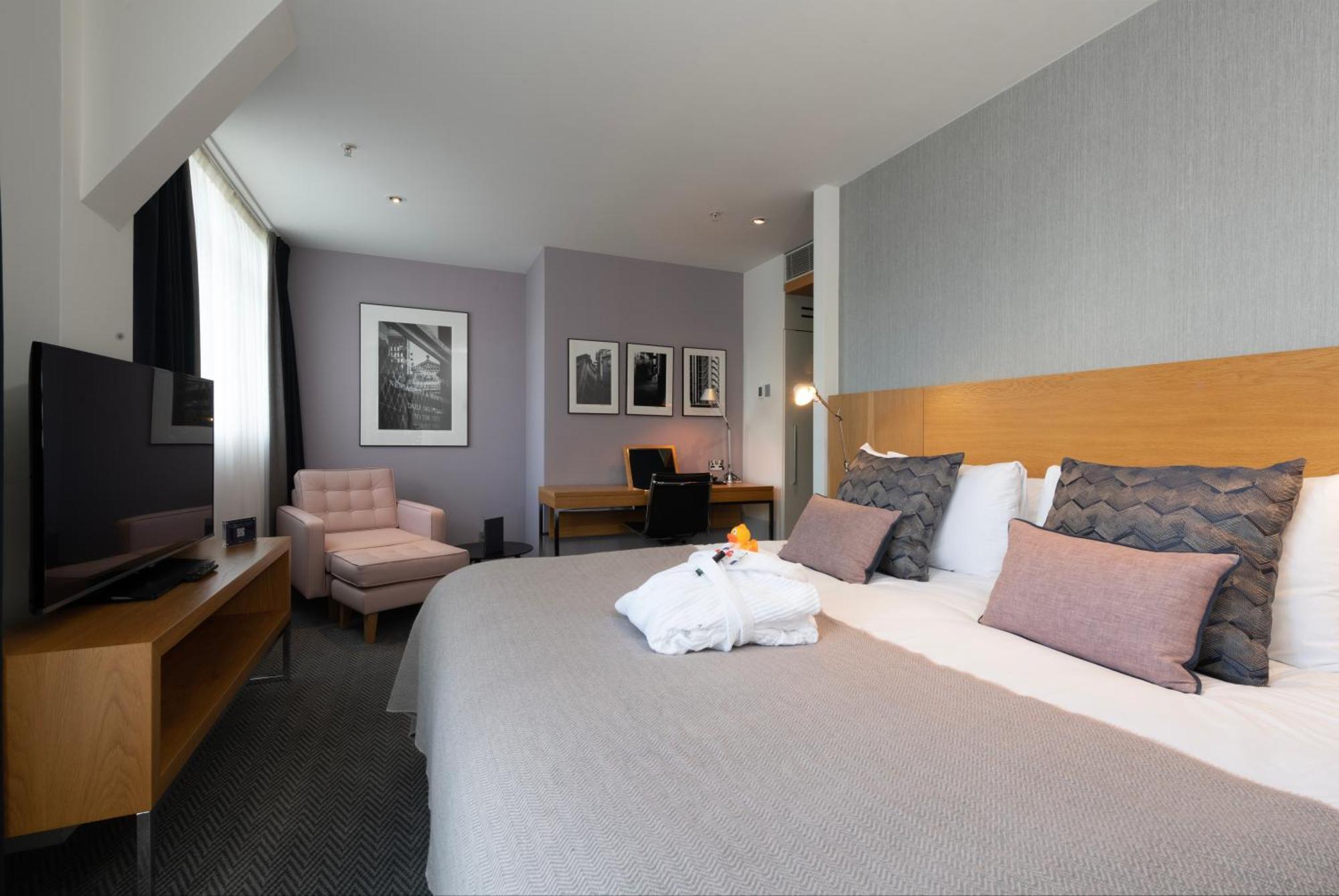 Deluxe King Room Balcony
