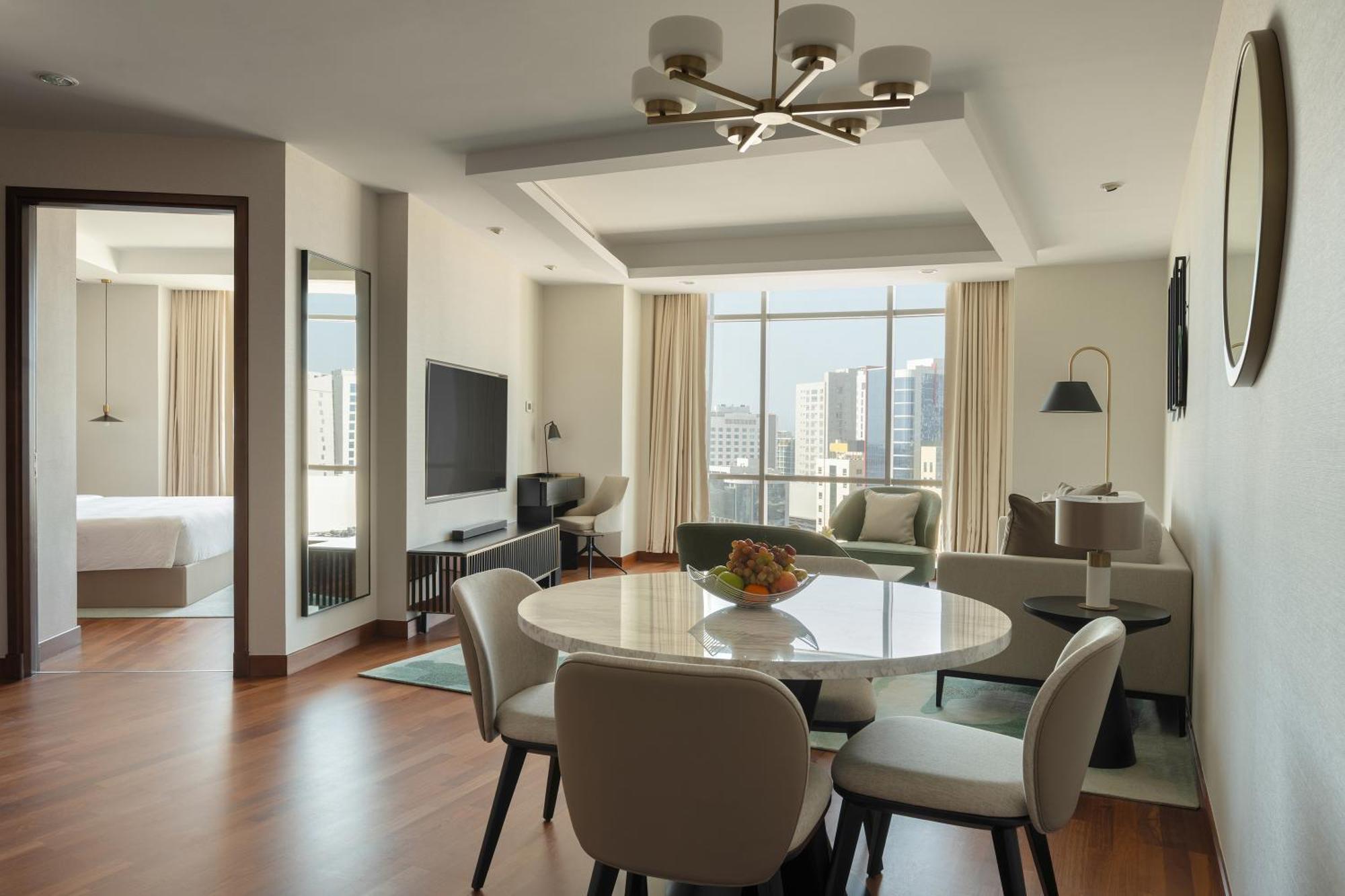 Deluxe One-Bedroom Apartment