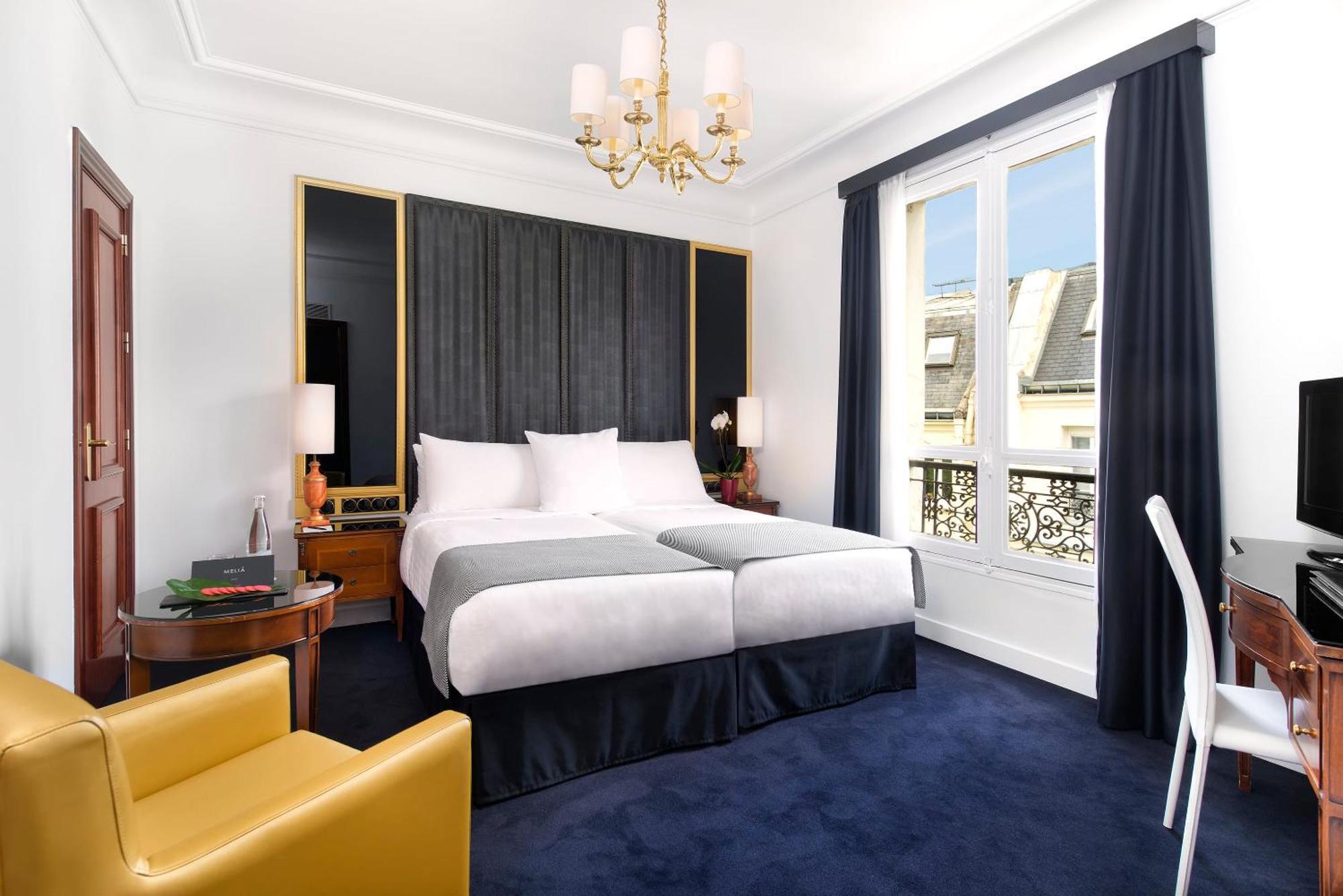Premium Tweepersoonskamer met 2 Aparte Bedden