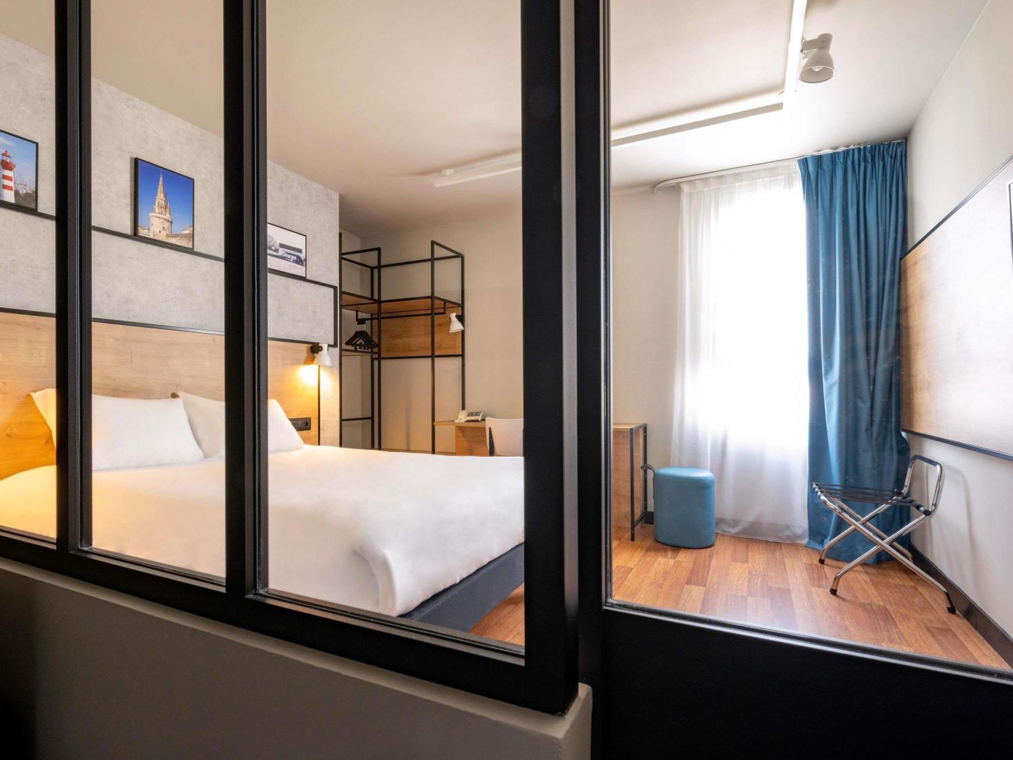 Standard Double Room Mobility Accessible