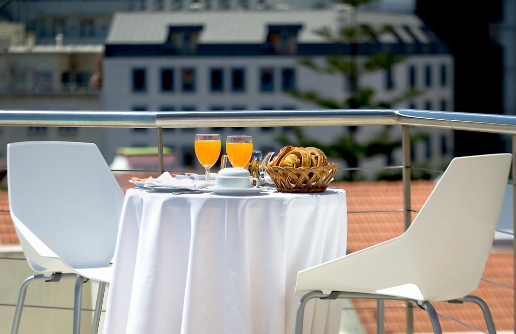 Double or Twin Room Balcony