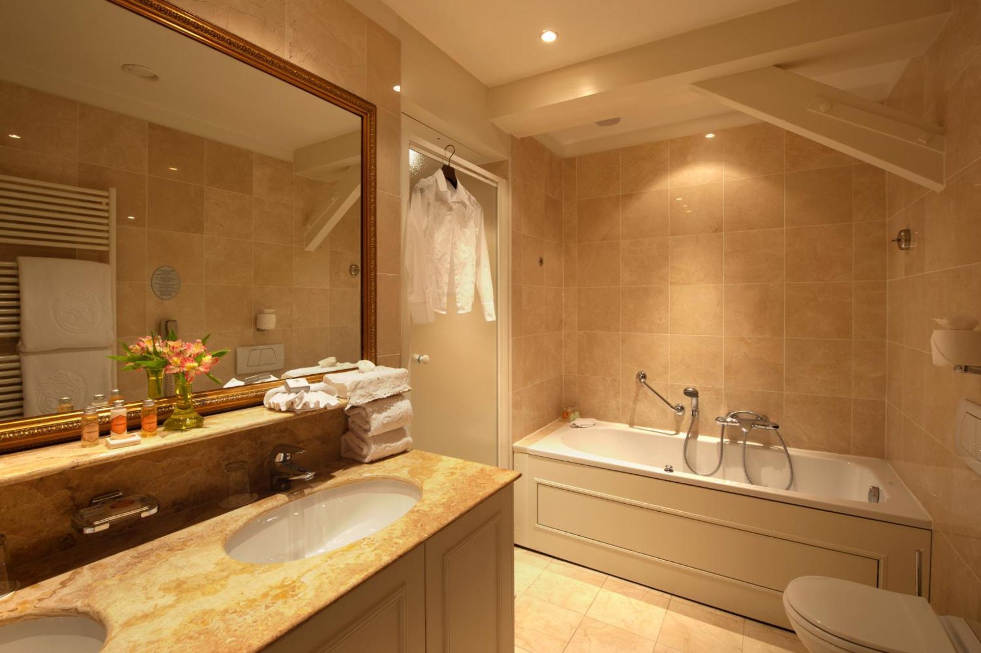 Junior Suite with Belfry View,683530803:JPEG