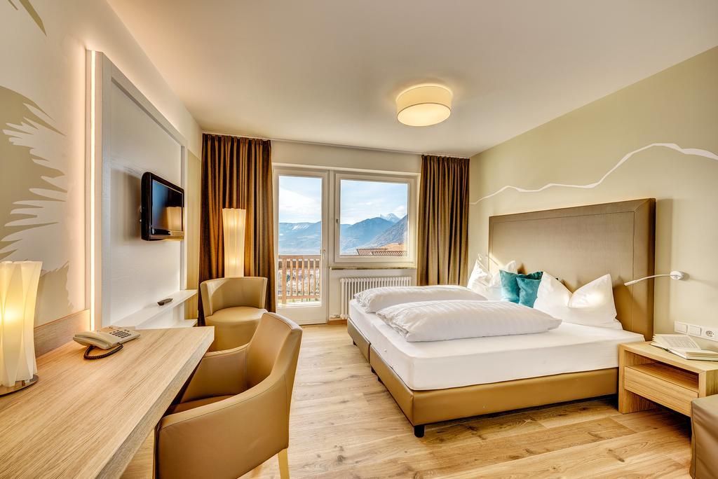 Superior Double Room,396515151:JPEG