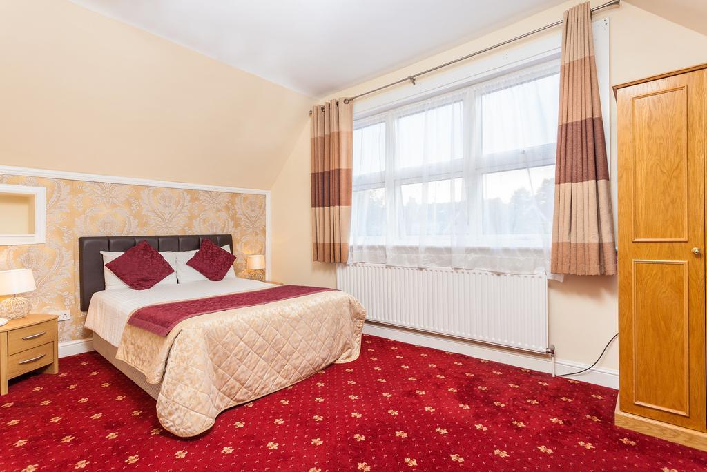 Large Double Room