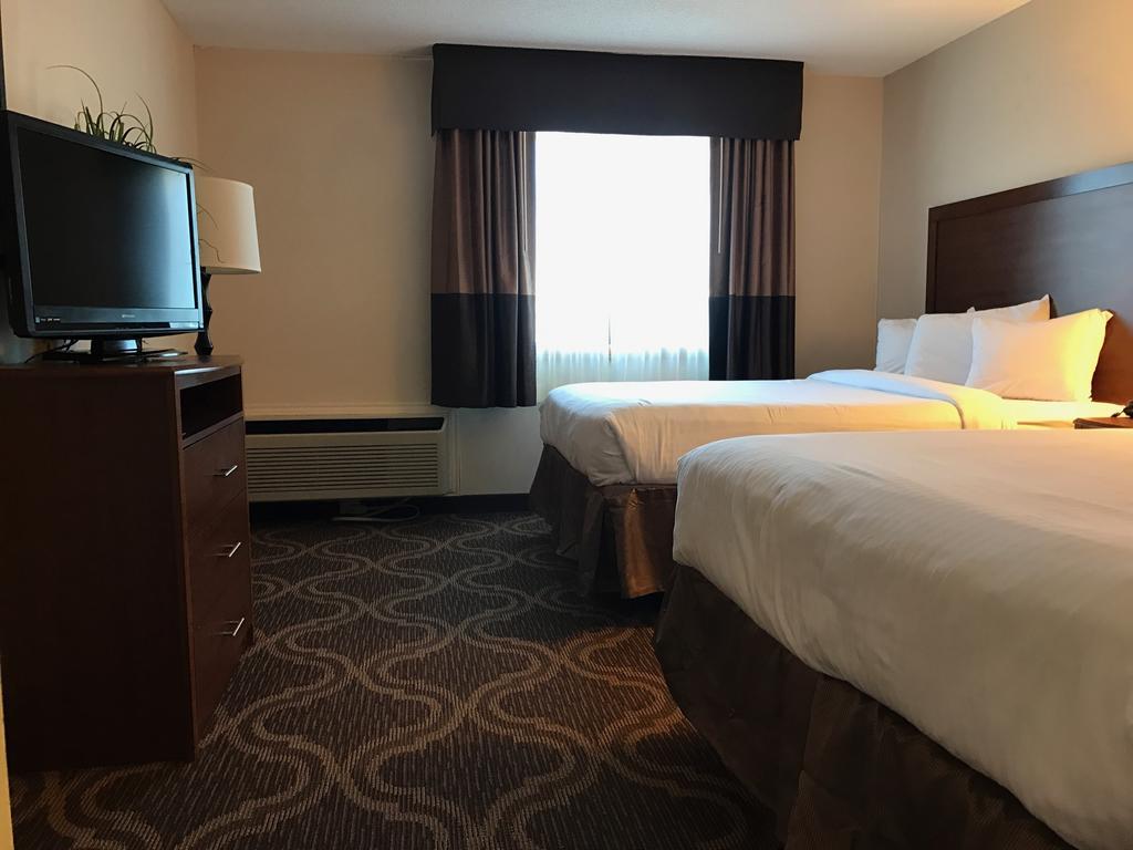 Standard Room with Two Queen Beds