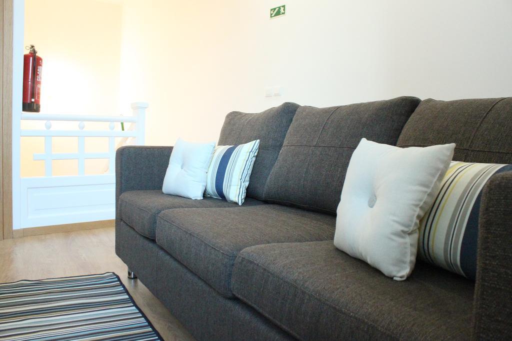 Double Room with Shared Bathroom,386911588:JPEG