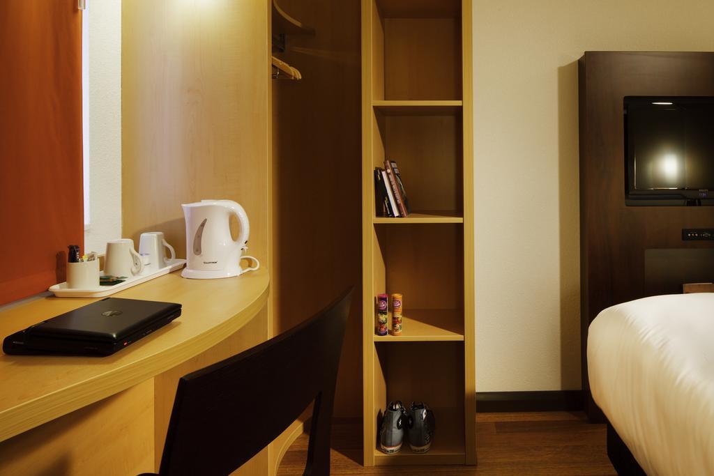 Quarto Duplo