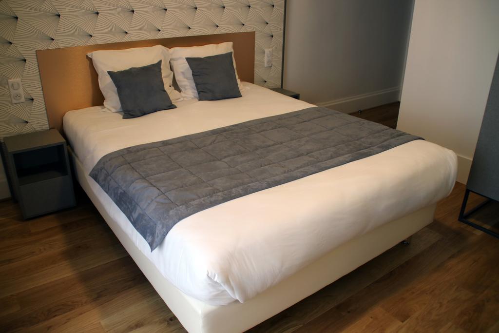 Double Room,404484675:JPEG