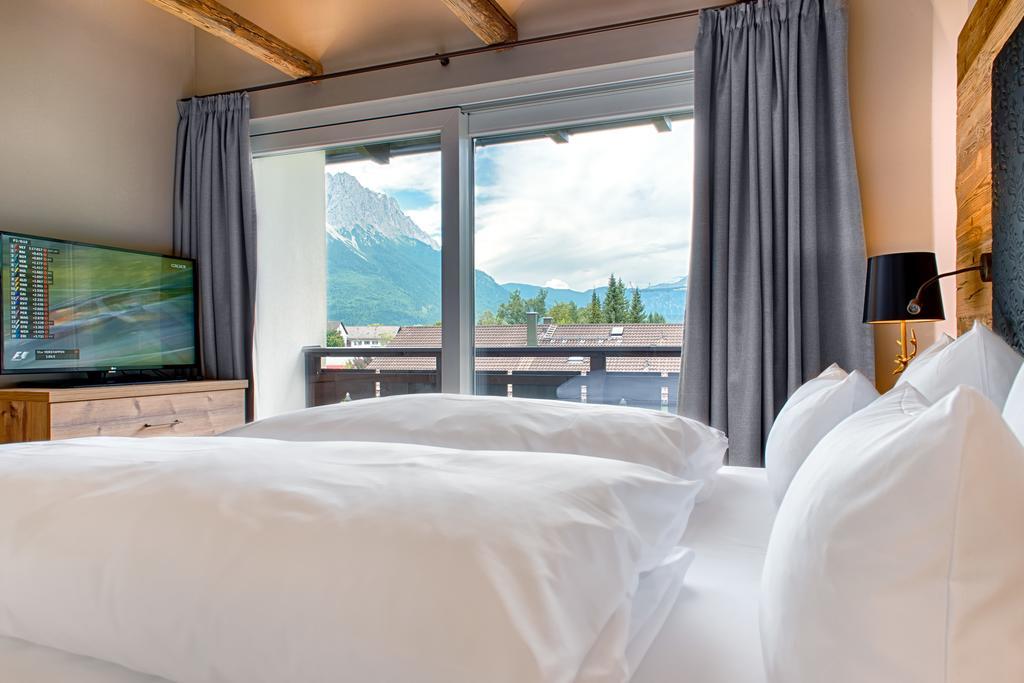 Master Suite with Sauna