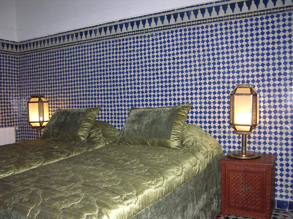 Dreibettzimmer mit eigenem Bad