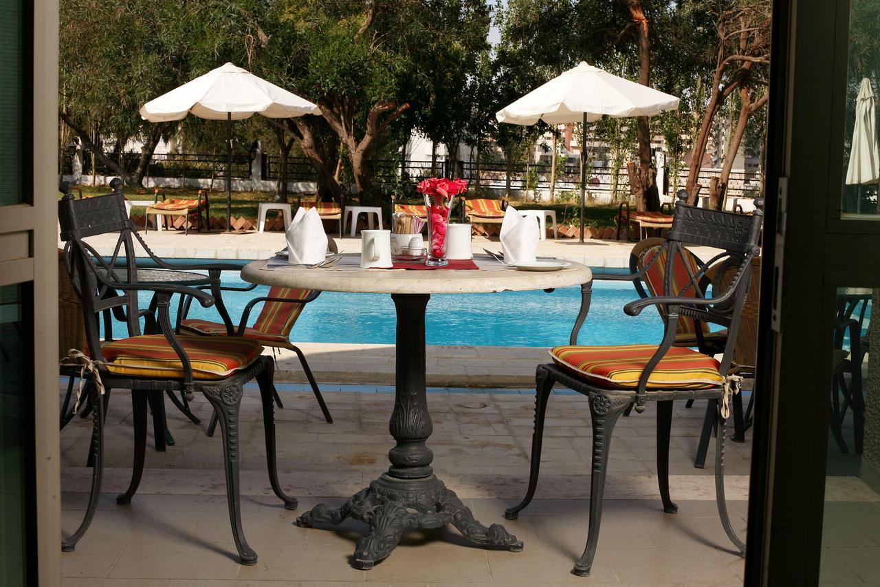 Deluxe Junior Suite with Pool View