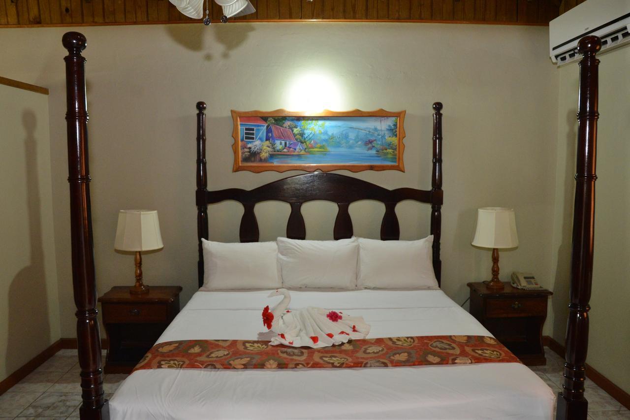 King Suite with Sea View