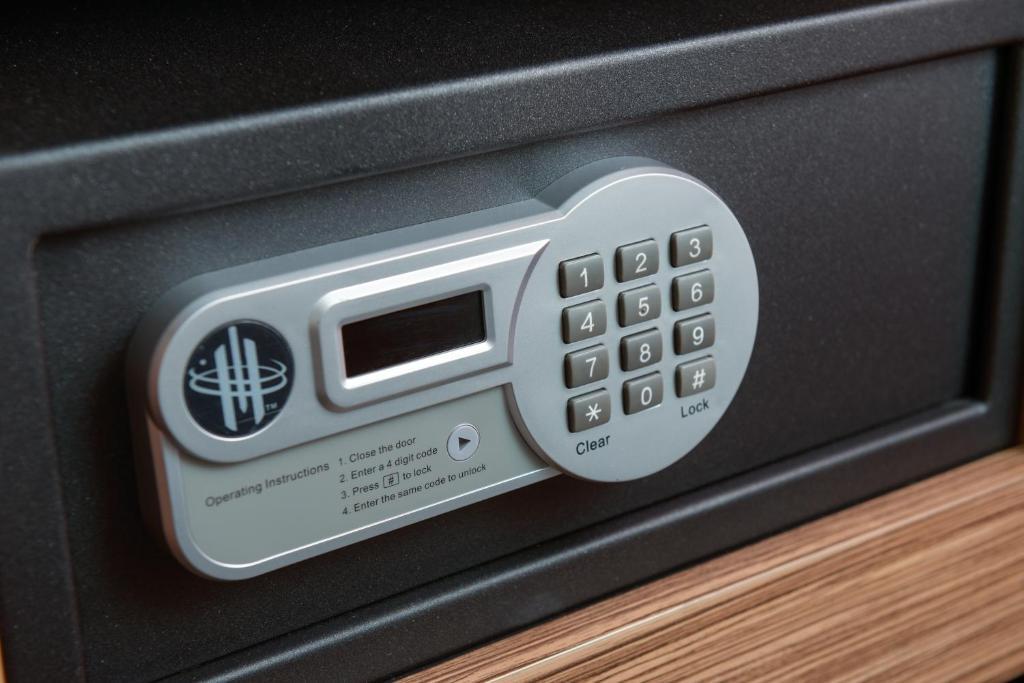 Single Room,63179518:JPEG