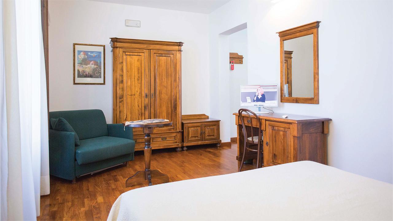 Superior Double Room with Sea View,632951025:JPEG