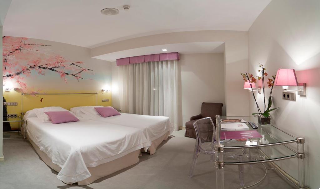 Superior Tweepersoonskamer met 1 of 2 Bedden en Balkon