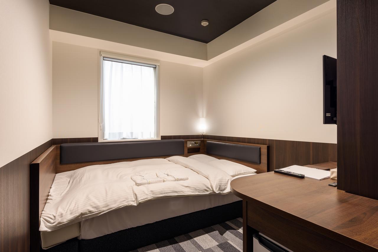 Superior Single Room - Non-Smoking (2 Adults)