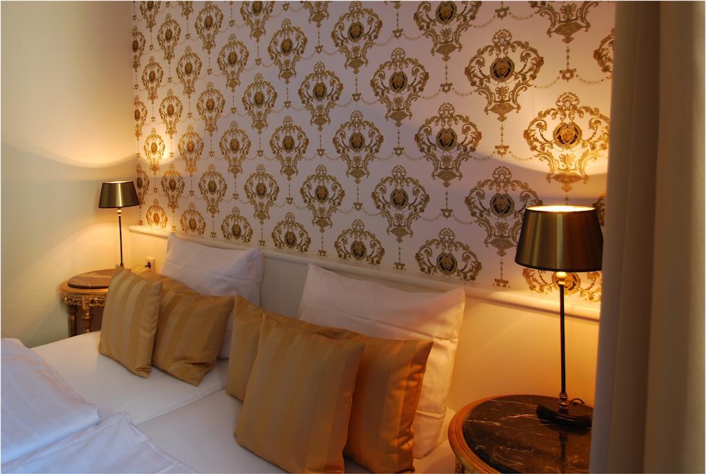 Superior Double or Twin Room,189993655:JPEG