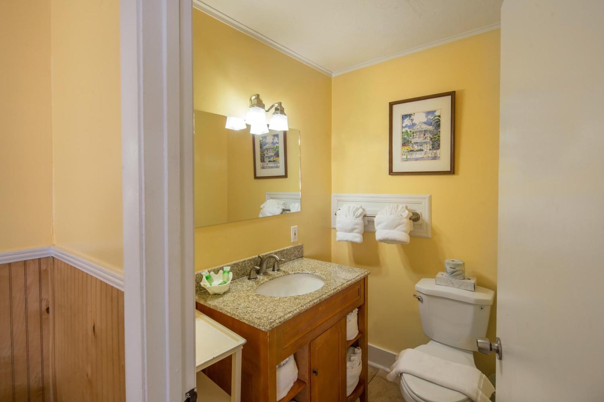 King Room,709442779:JPEG