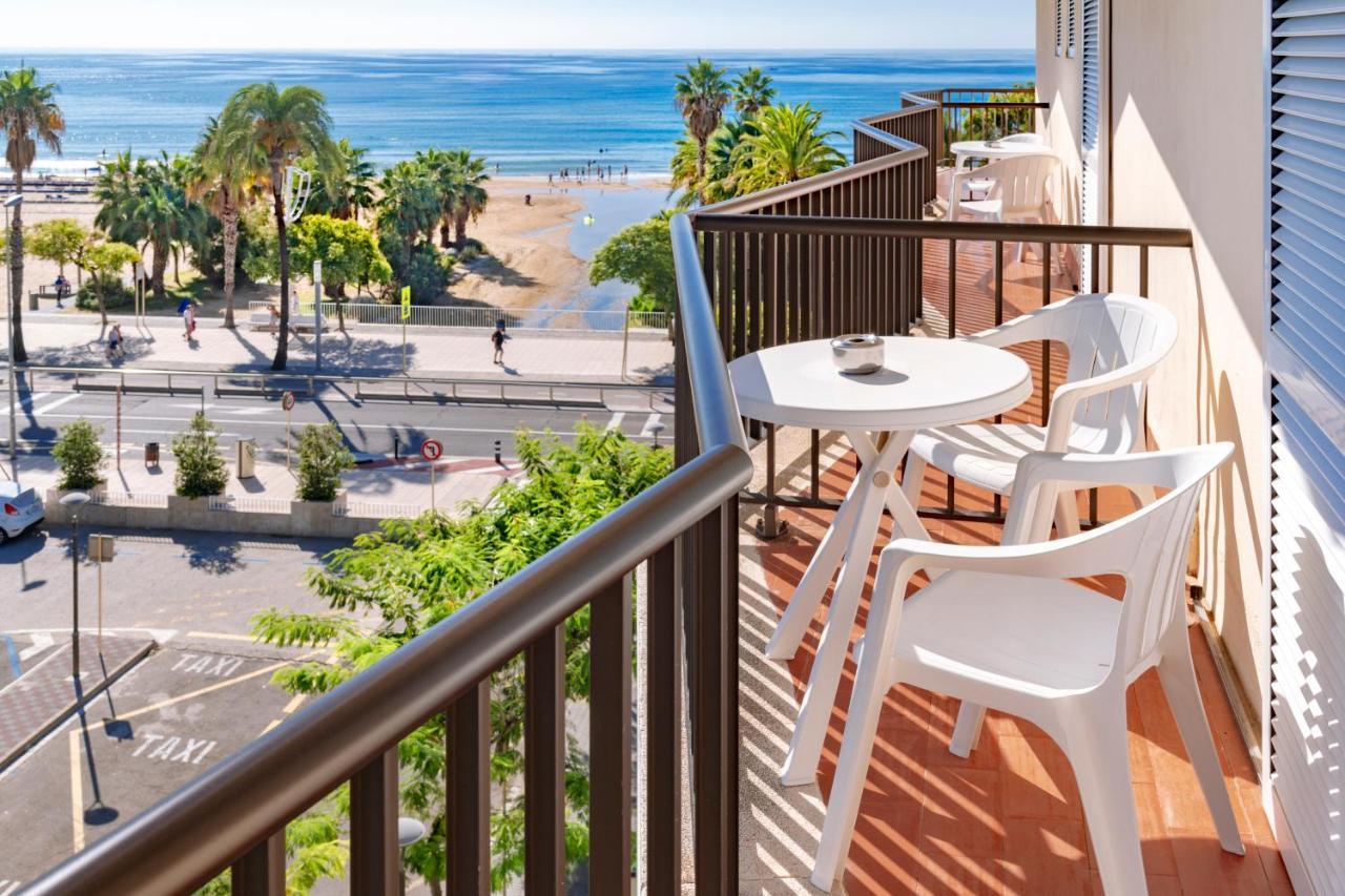 Chambre Double ou Lits Jumeaux - Vue Latérale sur Mer