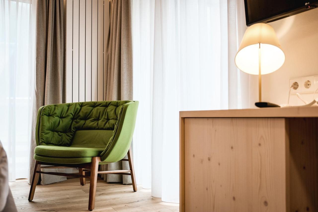 Doppel- oder Zweibettzimmer