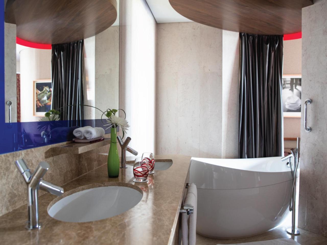 Habitación Deluxe con vistas a la ciudad - 1 cama extragrande