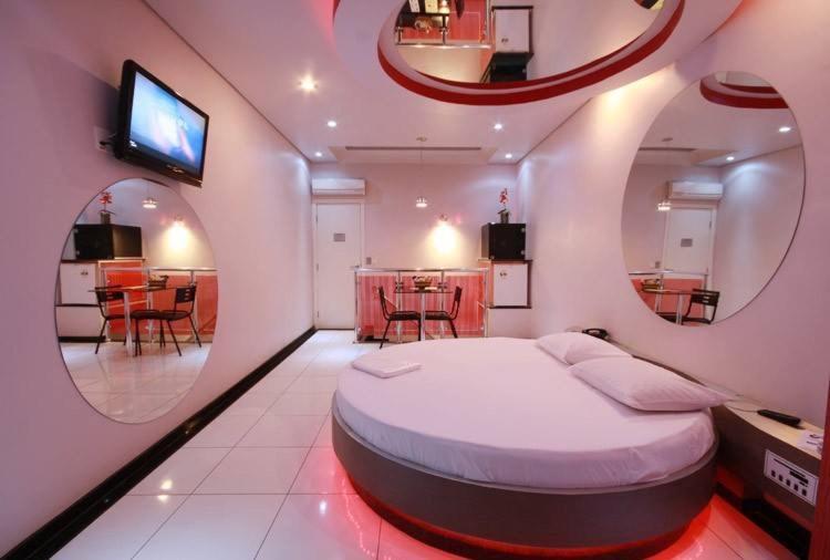 Quarto Duplo