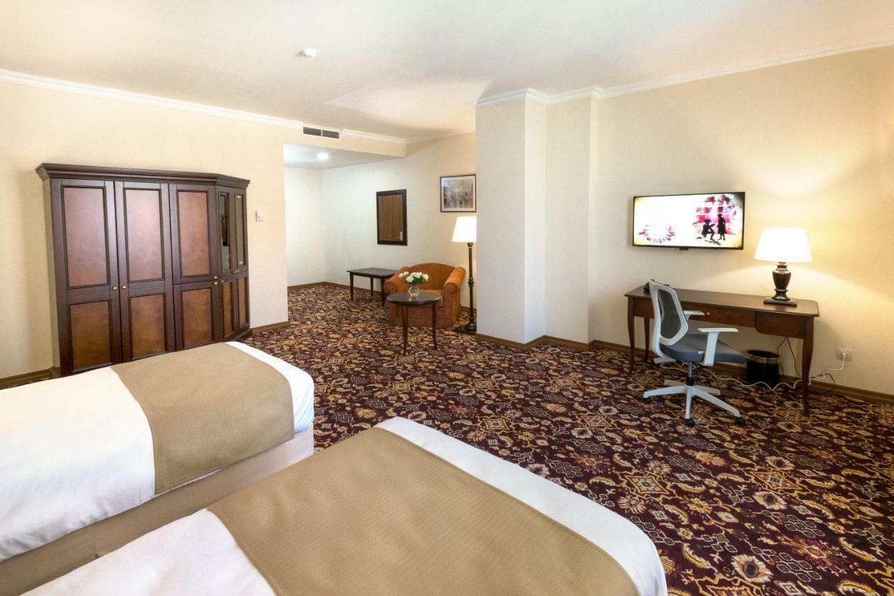 Standard Suite