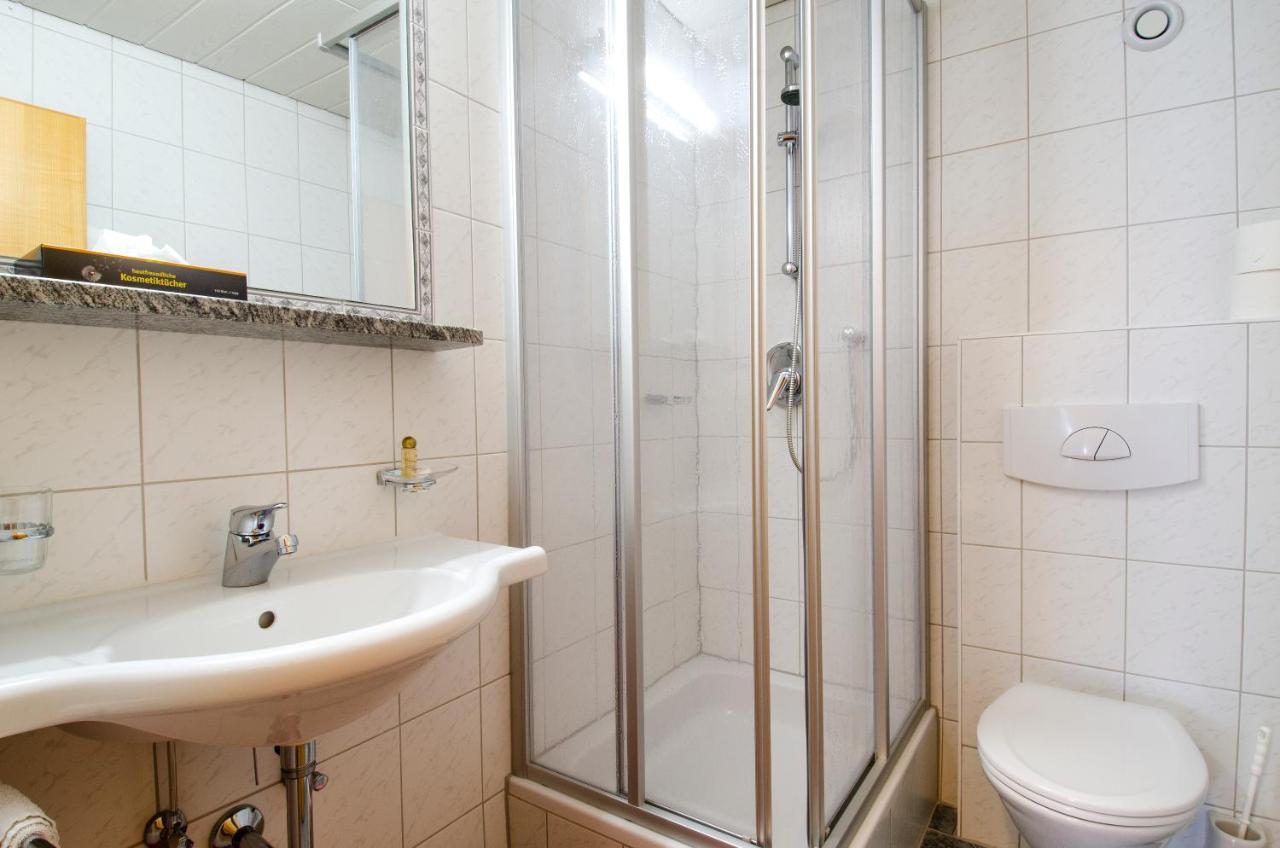 Dreibettzimmer