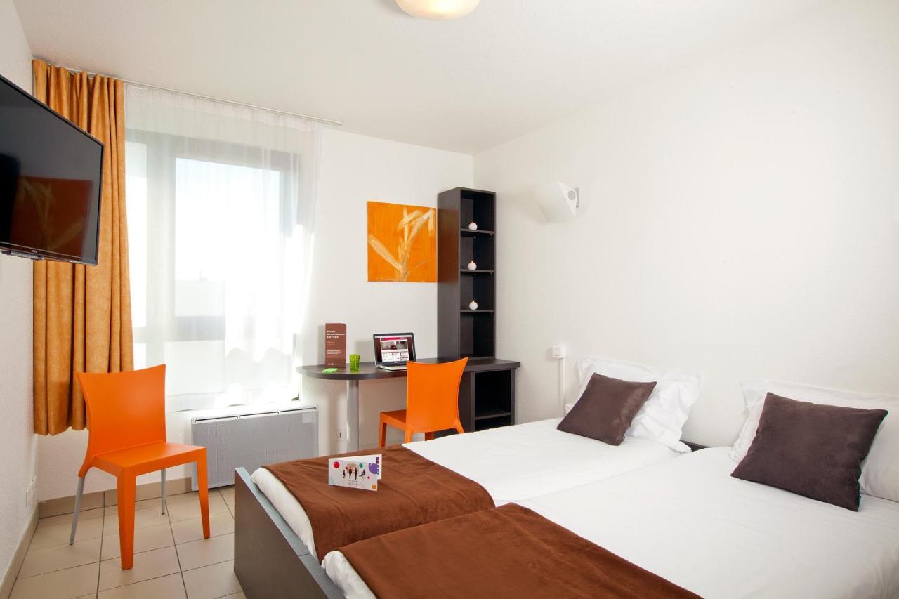 Twin Beds Studio,933813970:JPEG