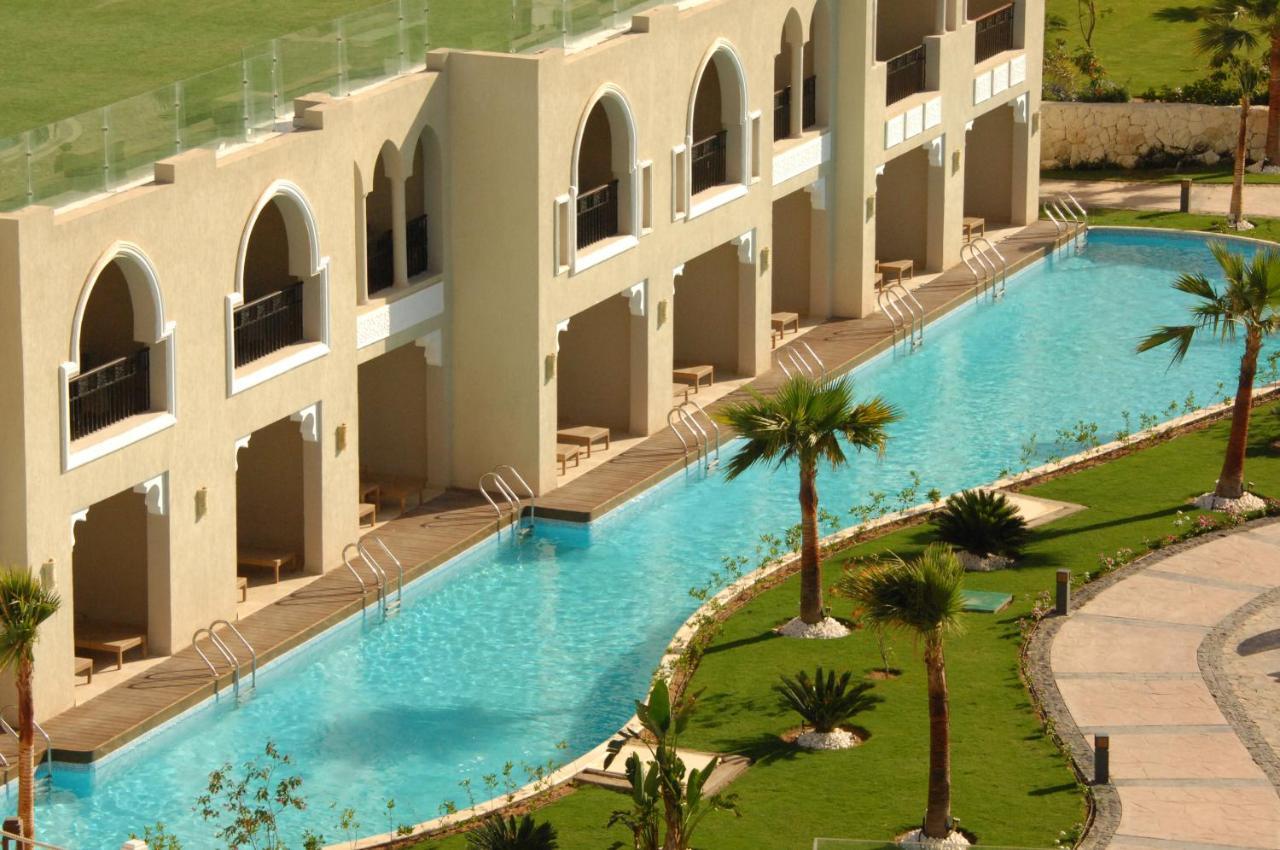 Deluxe Swim-Up Room(Adults Only +16)