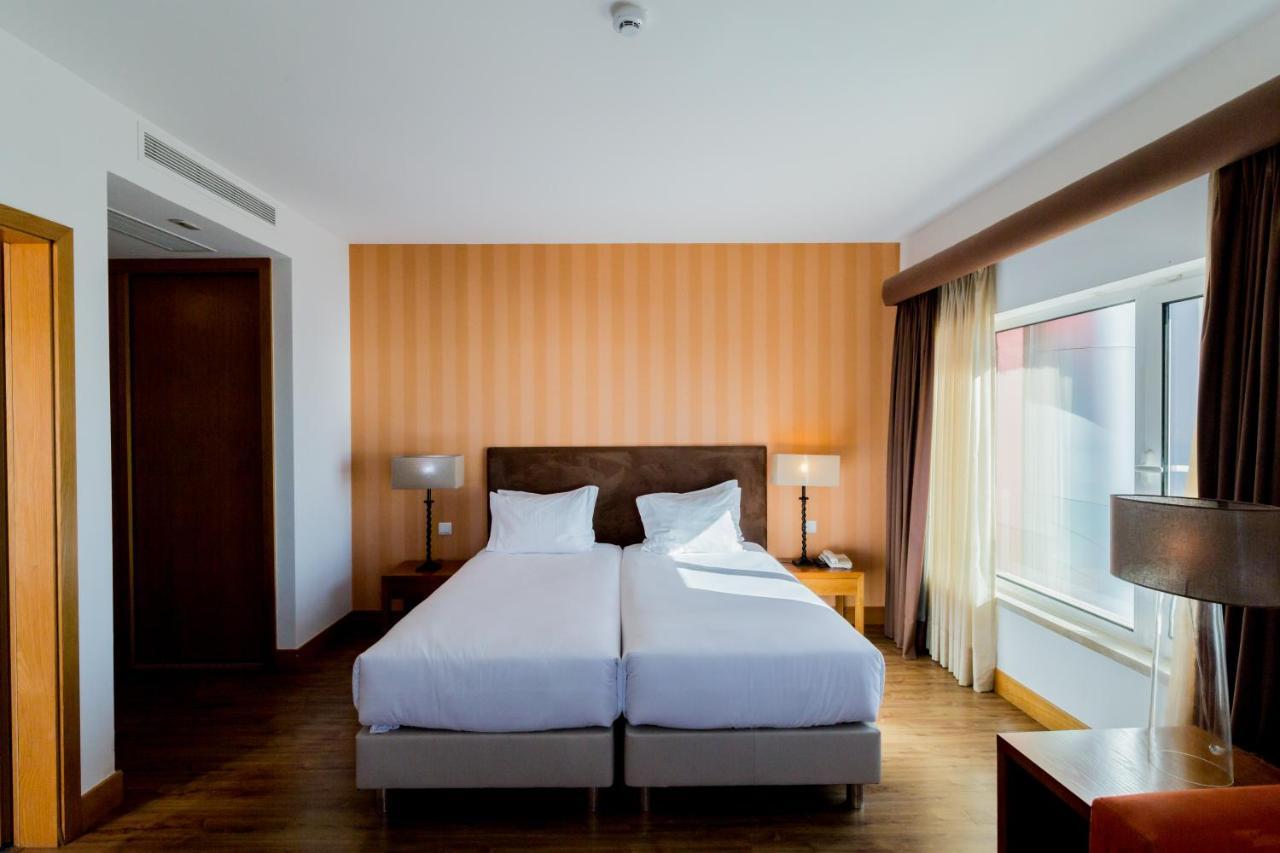 Standard Double or Twin Room with Sea View,1039476631:JPEG