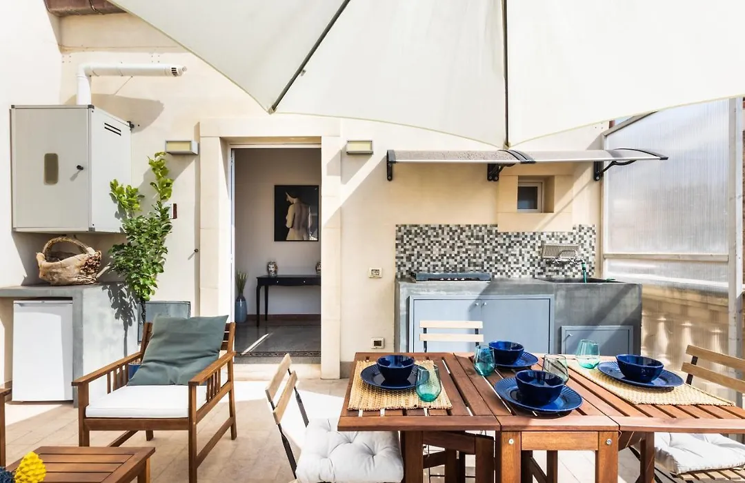 Guest House Aurispa-1